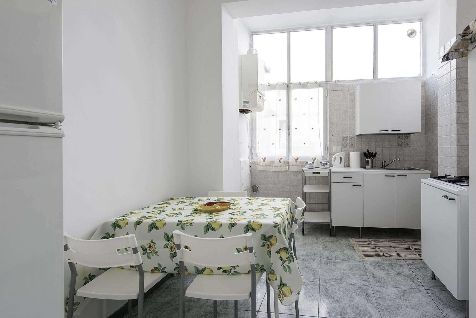 Archita Guest House Bari Buitenkant foto